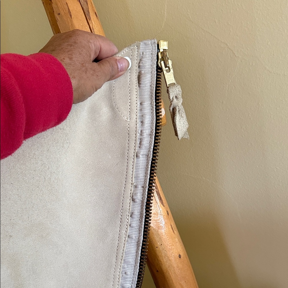 Hobby Horse Clothing Co Inc. Tan Women's Suede Fringe chaps. - Picture 3 of 9